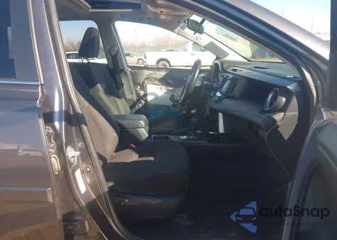 2017 Toyota Rav4 Xle из США, поврежденный, VIN JTMWFREV1HJ120932